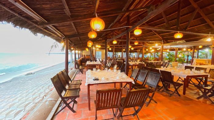 Địa chỉ những nhà hàng nổi tiếng ở Phan Thiết cho những người đam mê ẩm thực