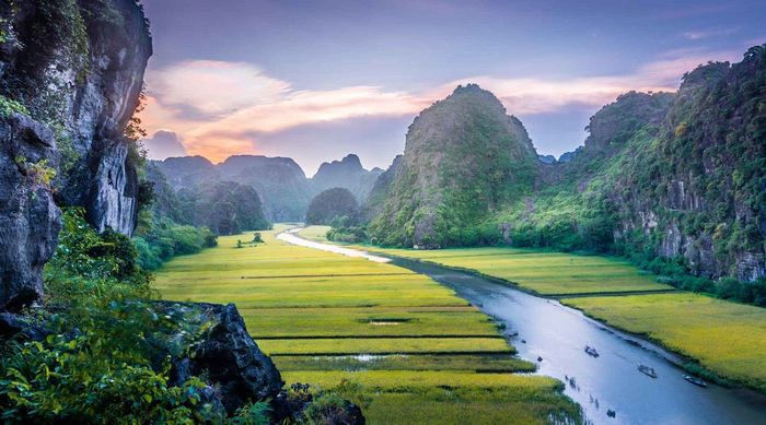 Tổ chức hành trình khám phá Ninh Bình cùng hội bạn thân một cách tỉ mỉ nhất 2