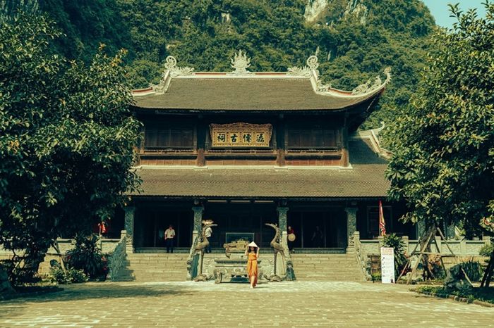 Đánh giá chuyến đi Tràng An Ninh Bình - Một trải nghiệm đáng nhớ 3