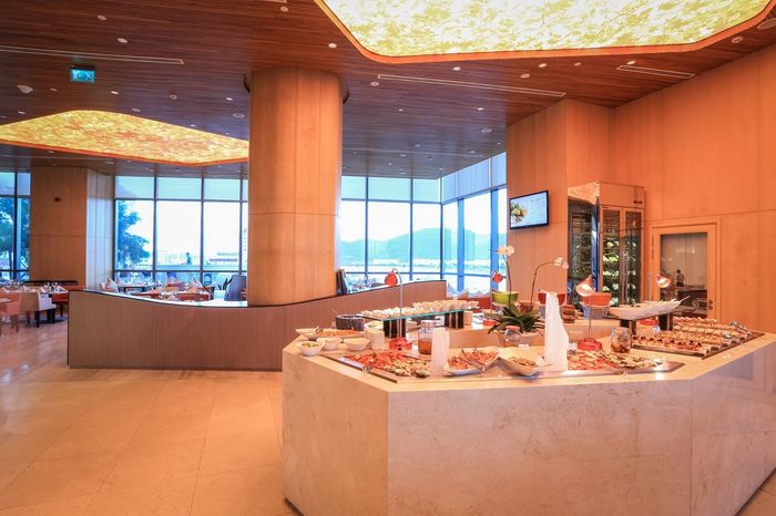 Trải nghiệm đại tiệc buffet sang chảnh đẳng cấp quốc tế tại The Square – Novotel Premier Hàn sông 13