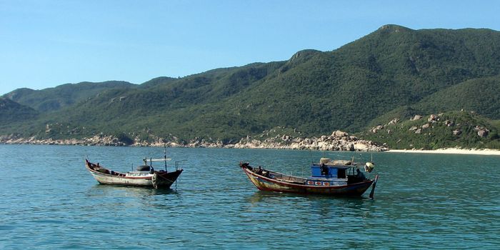 Khám phá vẻ đẹp hoang sơ của Bãi Thùng và các điểm tham quan xung quanh