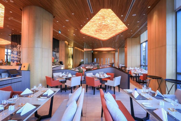 Trải nghiệm đại tiệc buffet đẳng cấp thế giới tại The Square – Novotel Premier Hàn sông 4