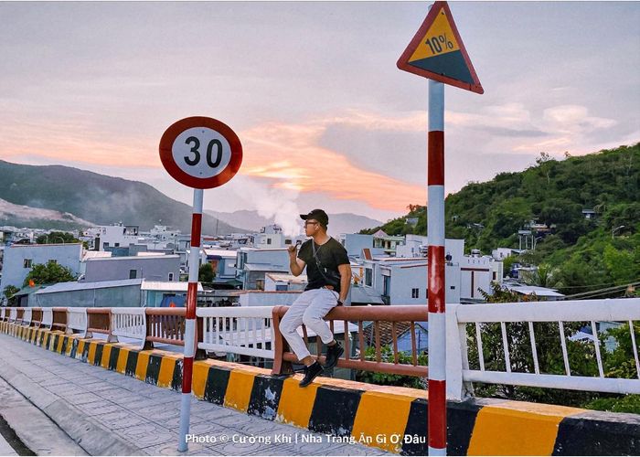 Thả mình vào con đường mơ mộng ở Nha Trang - Điểm check-in mới lạ qua bộ ảnh của Cường Quốc Phạm 11
