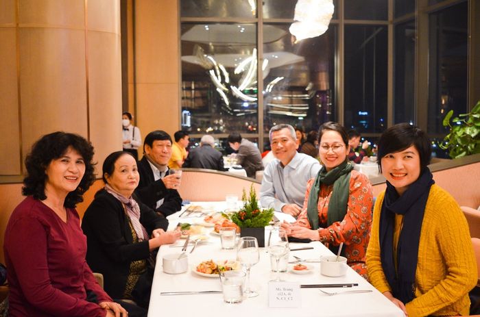 Thưởng thức đại tiệc buffet sang chảnh đẳng cấp quốc tế tại The Square – Novotel Premier Hàn sông 9