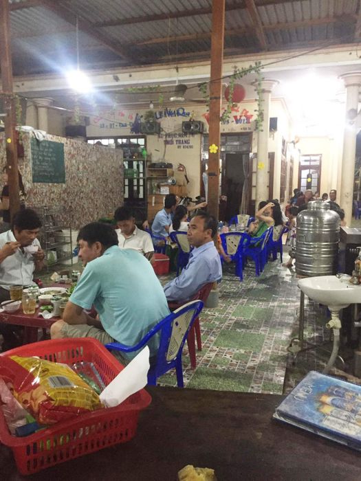 Khám phá thực đơn hấp dẫn tại quán ốc Thành 2