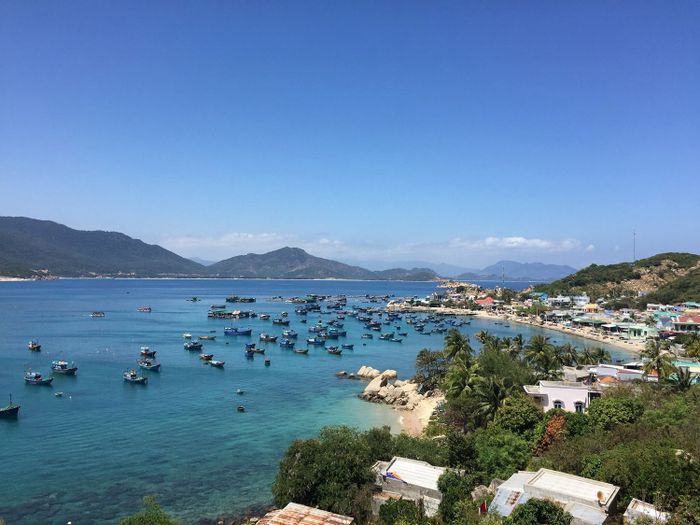 Khám phá vẻ đẹp hoang sơ của Bãi Thùng