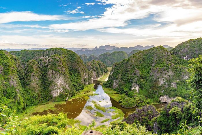 Đánh giá chuyến đi Tràng An Ninh Bình - Một trải nghiệm đáng nhớ 6