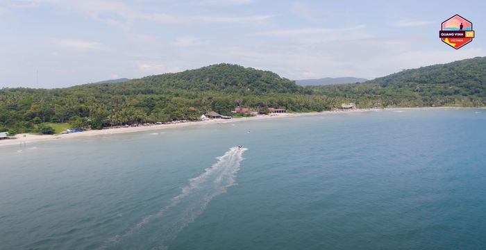 Thưởng thức kỳ nghỉ ở Nam Đảo Phú Quốc cùng Quang Vinh – Từ hoàng tử sơn ca đến ngôi sao du lịch triệu follow, phần 17