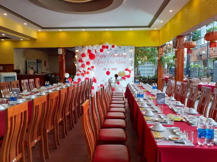 Nhà hàng Seafood Garden Canary Phú Yên – Nơi tận hưởng hải sản tươi ngon của xứ Nẫu 5