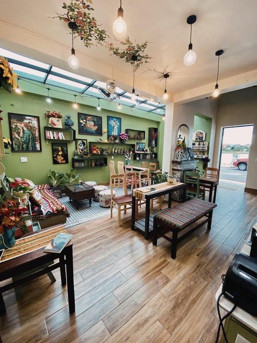Craft Coffee House Quảng Bình nổi bật với kiến trúc ma mị, cuốn hút 22