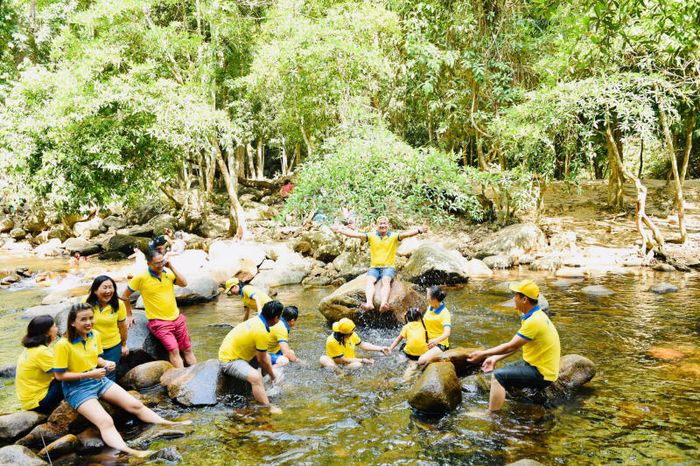 Thác Bà Tánh Linh - Vẻ đẹp nguyên sơ của rừng núi Bình Thuận 6