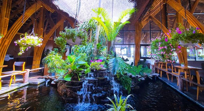Nhà hàng Everland Quảng Bình: Thơ mộng bên bờ sông Cầu Rào