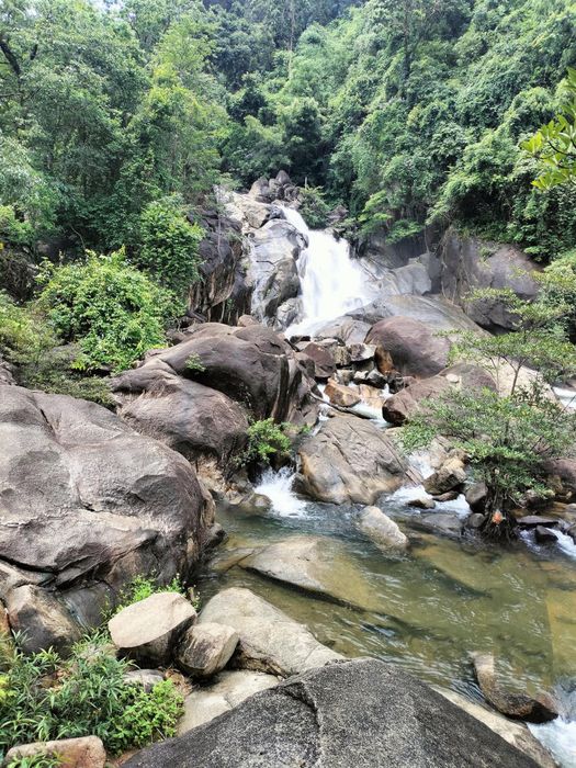 Thác Bà Tánh Linh - Vẻ đẹp tự nhiên của rừng núi Bình Thuận 7