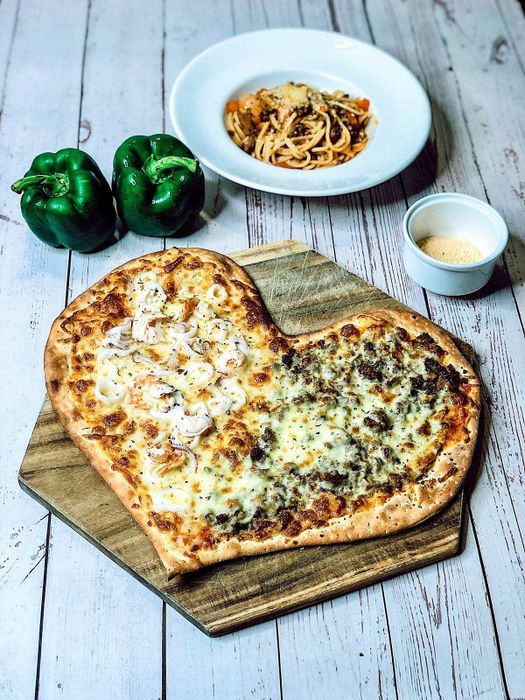 Pizza Taxi Phu Quoc – Địa điểm hàng pizza được yêu thích nhất tại Phú Quốc