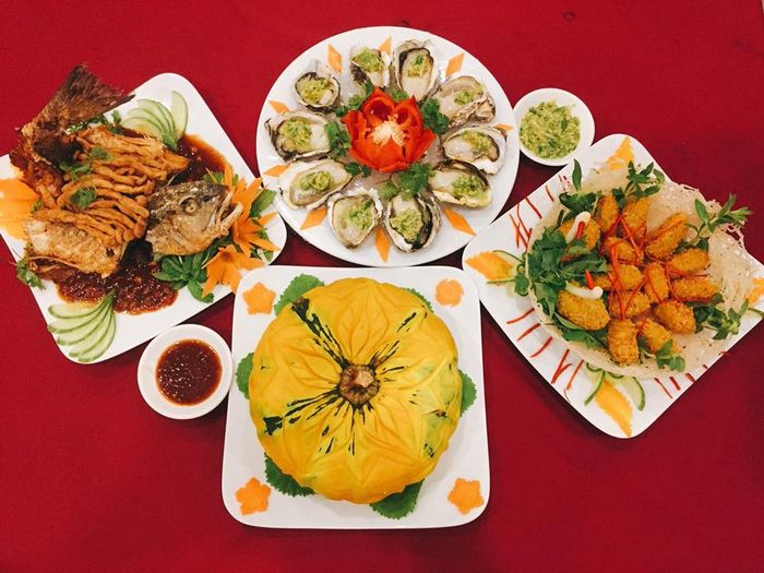 Nhà hàng Seafood Garden Canary Phú Yên – Địa điểm hải sản chất lượng của Phú Yên 11