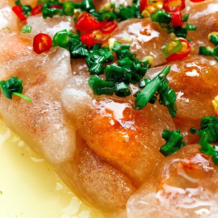 Bánh quai vạc Phan Thiết, hương vị biển cả đậm đà, phổ biến trong dân gian