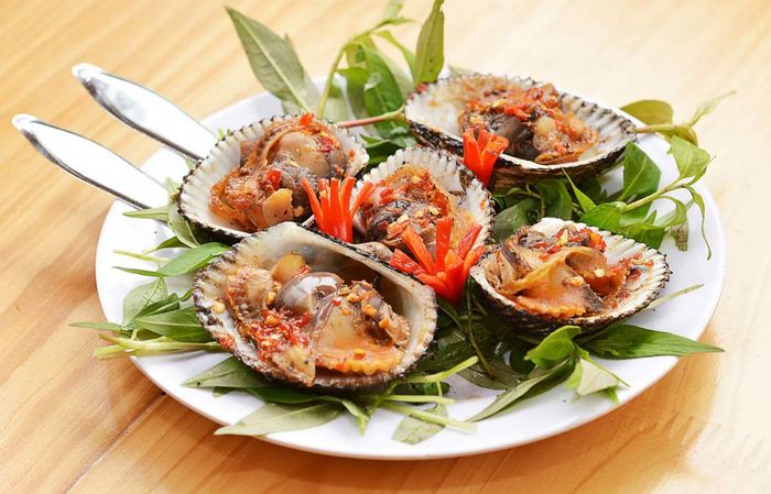 Mách bạn những bí kíp kinh nghiệm ăn chơi khi du lịch Gành Đá Dĩa 8