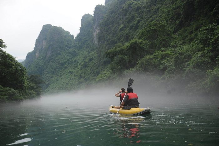 Tiết lộ Bí quyết Khám phá Sông Chày Hang Tối Quảng Bình 6