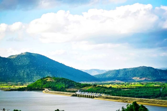 Cùng Mytour.vn khám phá Hồ Thuỷ Điện Sông Hinh Phú Yên 3