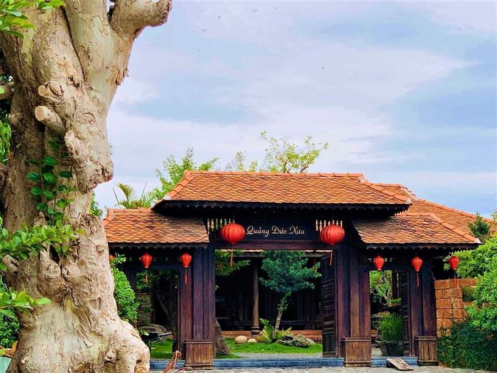 Hồi ức về Nhà cổ Quảng Đức Xưa và vẻ đẹp hoài cổ của làng gốm cổ Quảng Đức từng tỏa sáng một thời