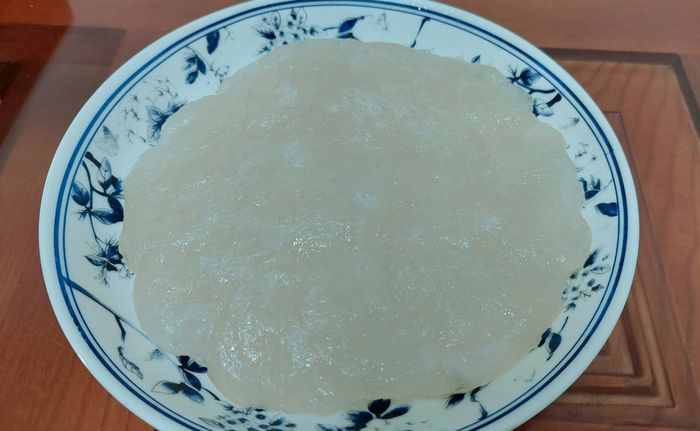Hương vị đậm đà của món bột mì khuấy chấm nước mắm dằm cá rô đồng thật là ngon khó cưỡng