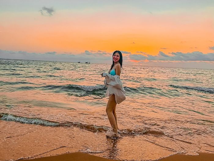 Check-in hoàng hôn tại Phú Quốc đẹp đến độ khiến tim như tan chảy, giống như vẻ đẹp của Nguyễn Thị Thuyền 9