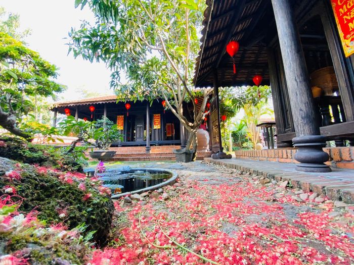 Nhà cổ Quảng Đức Xưa và vẻ đẹp hoài cổ của làng gốm cổ Quảng Đức từng tỏa sáng một thời