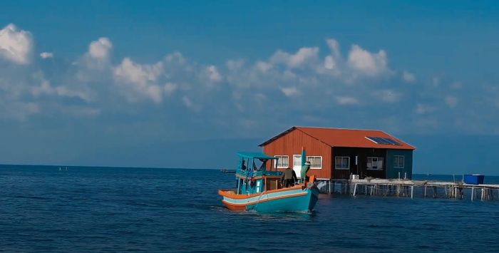 Lạc Lost ghi lại vẻ đẹp cuốn hút của làng chài Rạch Vẹm
