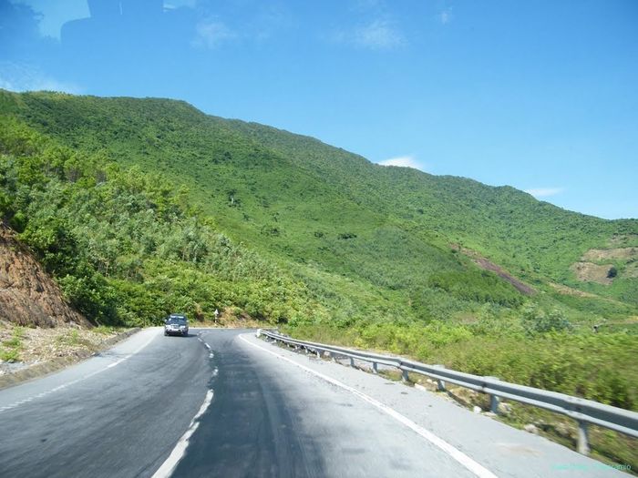 Thưởng ngoạn Đèo Ngang - Hoành Sơn Quan Quảng Bình cùng Mytour.vn 2