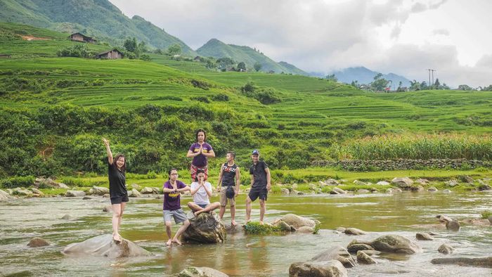 Thưởng ngoạn cảnh đẹp tại bản Tả Van Sapa 12