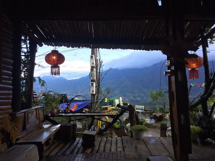 Bên bờ sông gần Lá Đỏ Homestay - Thưởng ngoạn toàn cảnh hùng vĩ của núi rừng Sapa 3