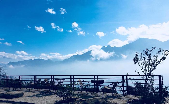 Bên bờ sông gần Lá Đỏ Homestay - Thưởng ngoạn toàn cảnh hùng vĩ của núi rừng Sapa 6