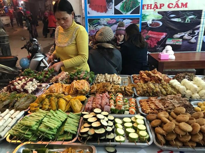 Xiên nướng Hoa Trà Quán Sapa - Điểm đến ẩm thực lý tưởng khi không biết ăn gì ở Sapa 5