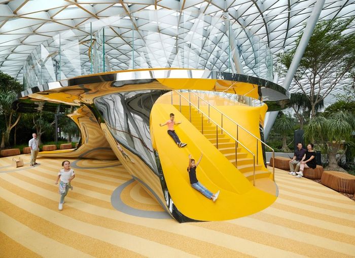Jewel Changi - Một kiệt tác kiến trúc hòa quyện với thiên nhiên tại Singapore.