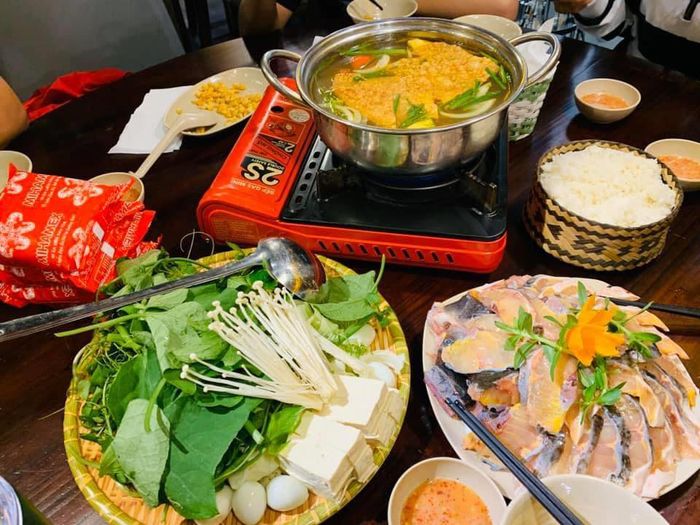 Ghi lại ngay 10 địa chỉ để thưởng thức cá tầm Sapa thơm ngon, hấp dẫn quên đường về 13