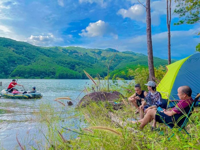 Dã ngoại hồ nước Tiên Sơn cùng Đào Phúc Quang Vũ 2