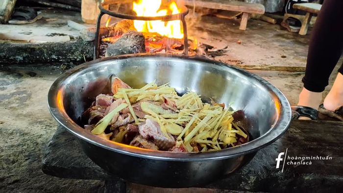Trải nghiệm cuộc sống thanh niên vùng cao cùng Chan La Cà tại Sapa 9