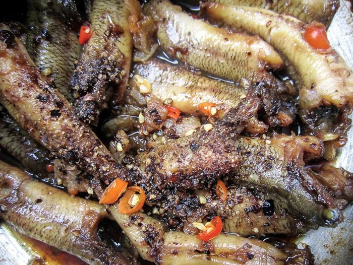 Thưởng thức Cá bống sao Sóc Trăng với hương vị đậm đà khó quên 2