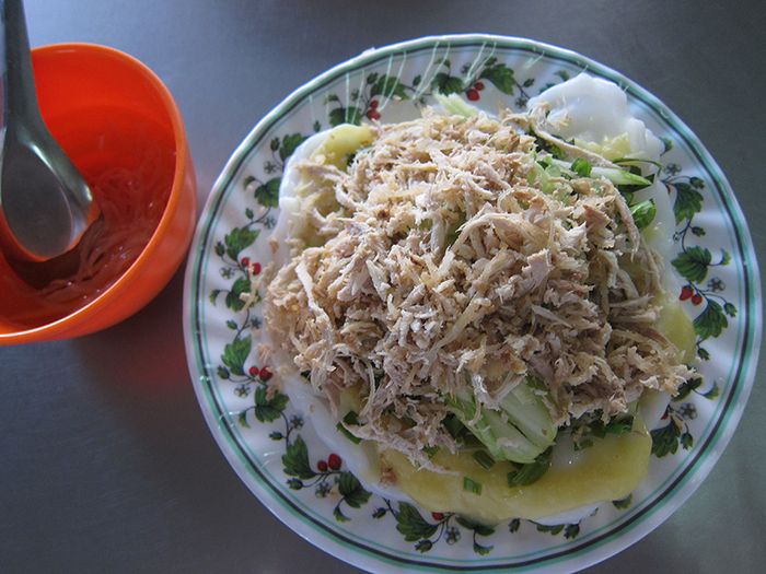Bánh bèo ở chợ Hàng Bông, ai đã thử đều khen ngon không ngớt.