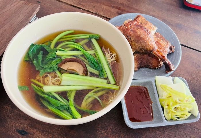 Khám phá top 13 quán ăn ngon quận 2 không thể bỏ lỡ 9