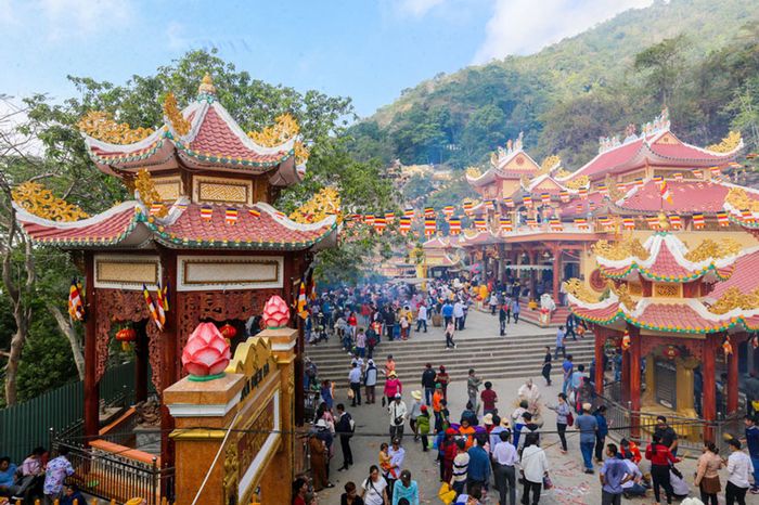 Đánh giá về núi Bà Đen và kinh nghiệm chinh phục đỉnh cao Đông Nam Bộ 6