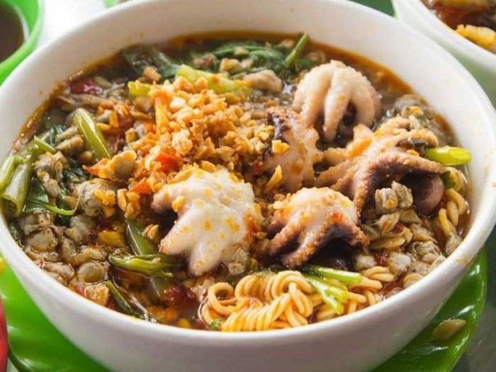 Trải nghiệm top 10 quán ăn quận 4 ngon bậc nhất không thể bỏ qua 11