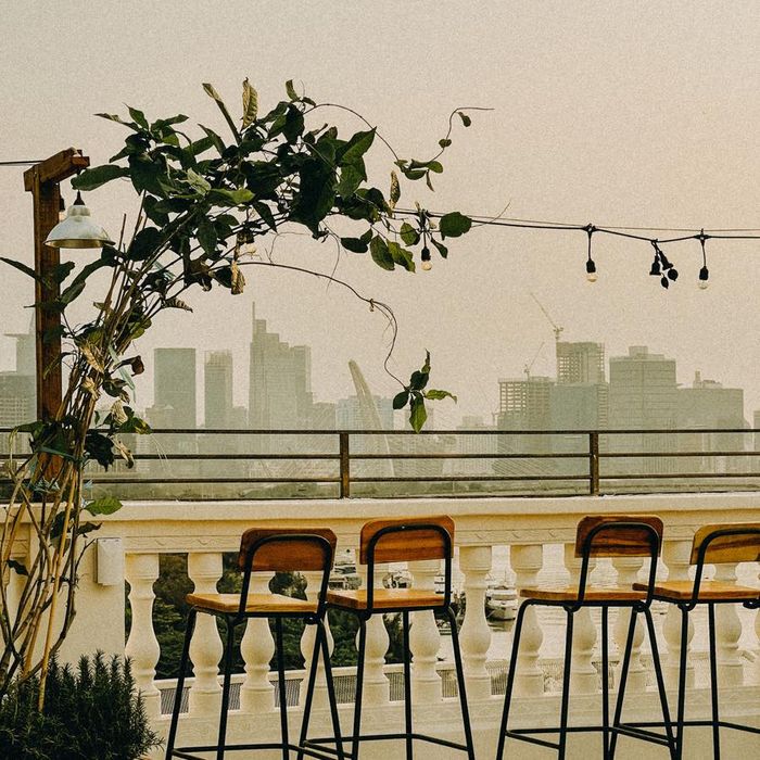 Thư giãn hoàn toàn tại Chạng Vạng Rooftop, một không gian bình yên giữa sự hối hả của thành phố nhộn nhịp