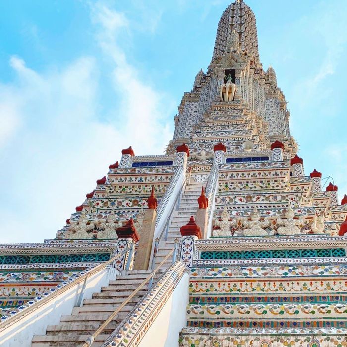 Khám phá Wat Arun để hiểu sâu hơn về tâm hồn văn hóa của Thái Lan