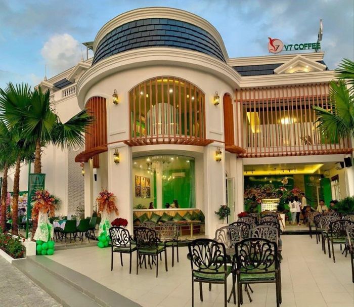 V7 Coffee & Restaurant, thiên đường ẩm thực tại Tây Ninh 2
