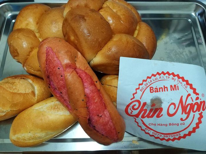 Hương vị thơm ngon vẫn lưu truyền trong 50 năm tại Quán bánh mì Chín Ngón 5