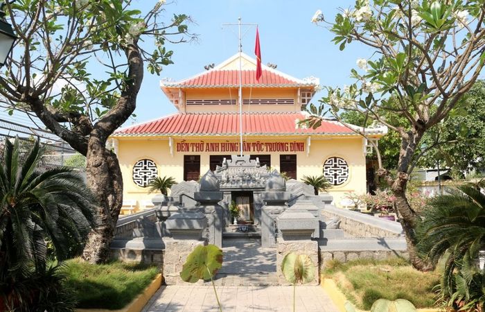 Gò Công Tiền Giang, nơi có những công trình kiến trúc cổ đặc sắc 14