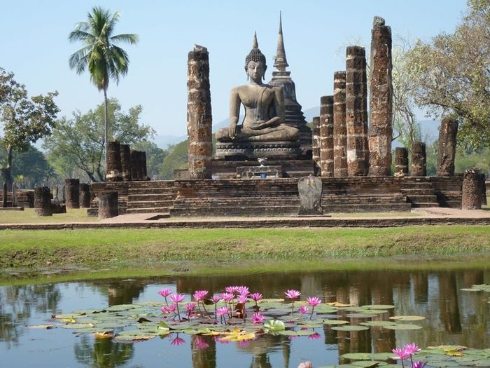 Cố đô Sukhothai - nơi mặt trời mọc của niềm hạnh phúc tại Thái Lan 2