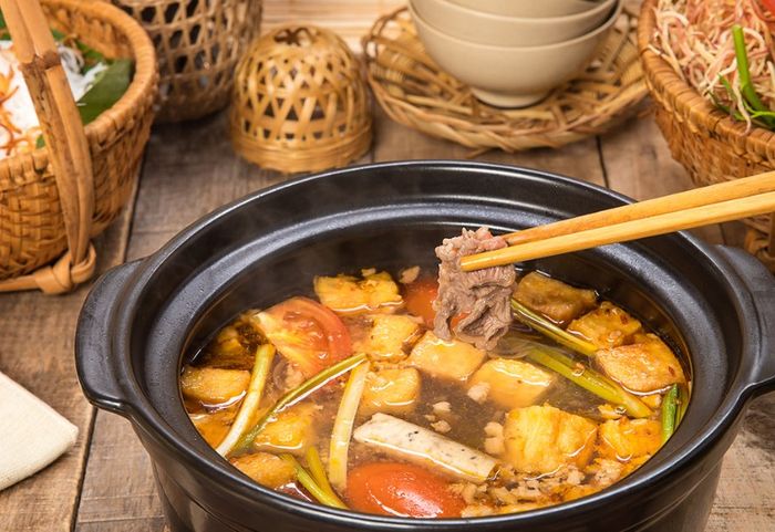 Lưu ngay 8 địa chỉ lẩu riêu cua bắp bò Sài Gòn ngon mê mẩn 9