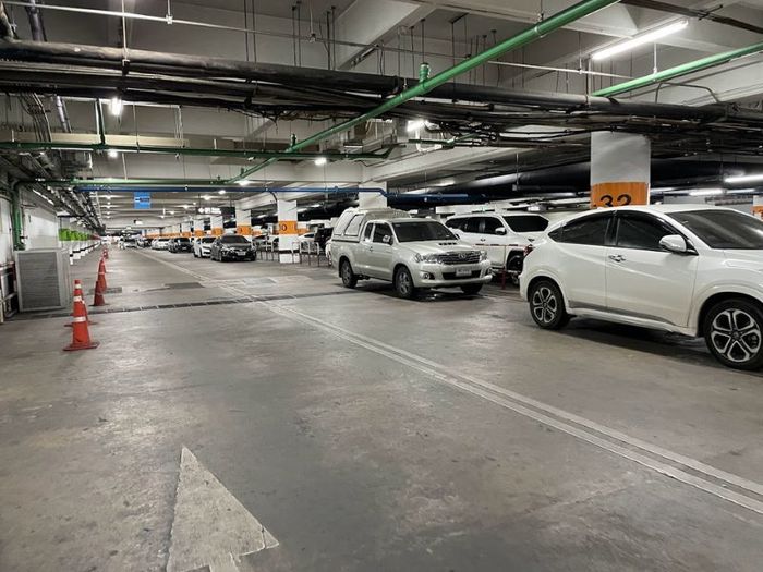 Cửa ngõ thành phố Bangkok tại Sân bay quốc tế Don Mueang 5